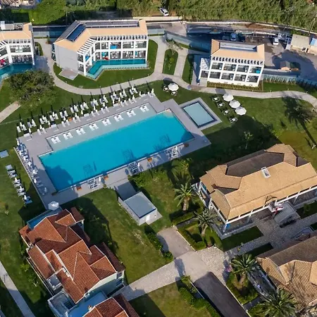 Szálloda Acharavi 4*