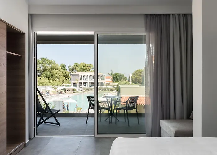 Szálloda Acharavi Aharávi