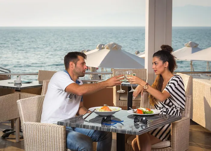 Szálloda Acharavi 4*