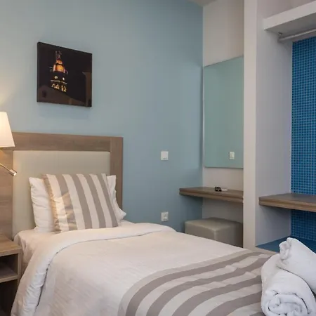 Acharavi Hotel 4*