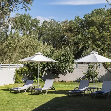 Hotel Acharavi 4*